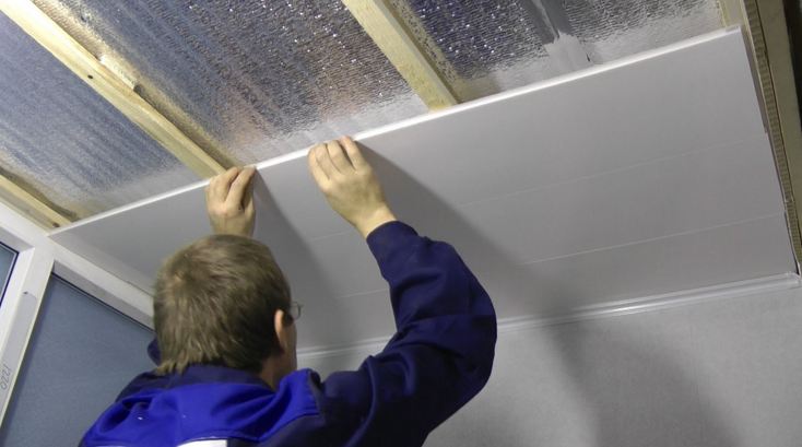как сделать подвесной потолок из пластиковых панелей