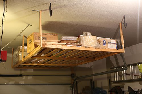 Потолочный стеллаж для гаража