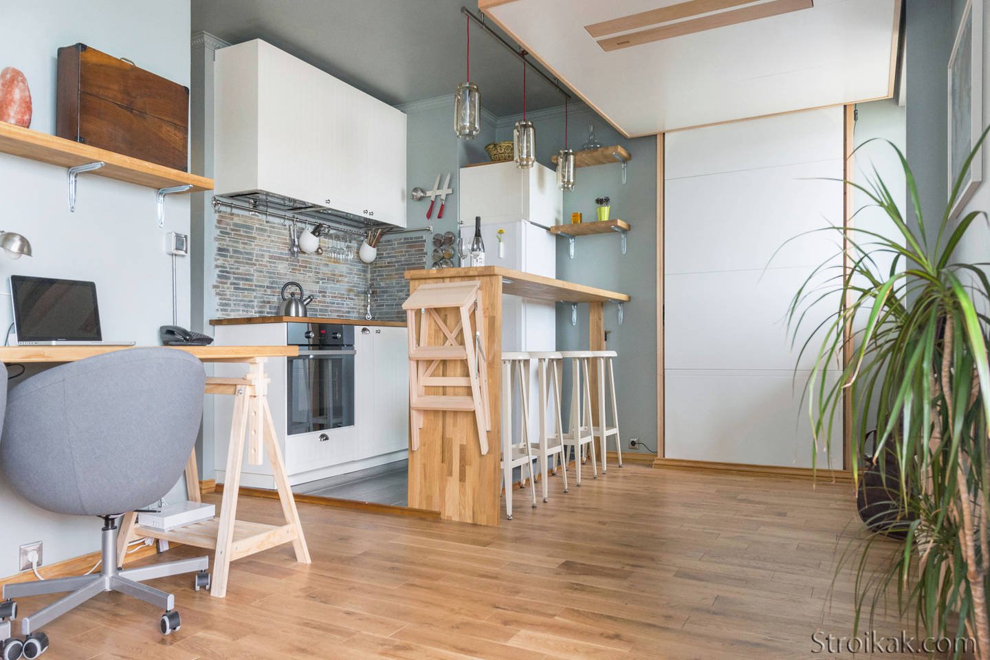 Как зонировать пространство кухни в квартире-студии?
